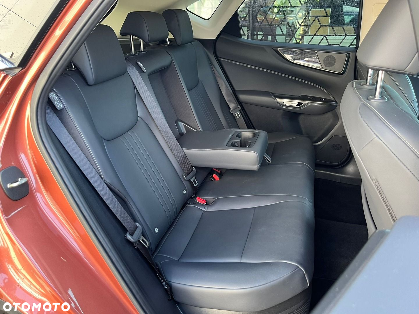 Lexus NX - 28