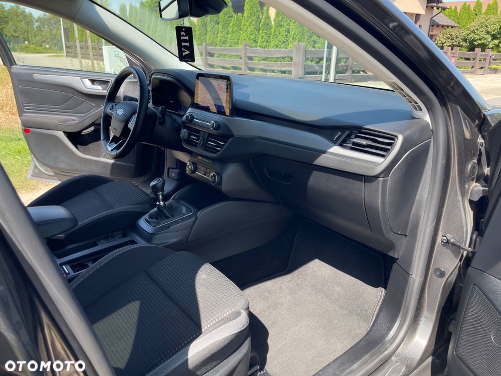 Ford Focus Turnier 1.0 EcoBoost Start-Stopp-System COOL&CONNECT DESIGN - 34