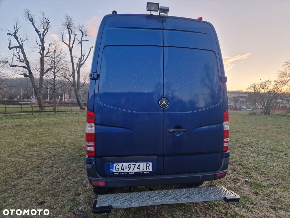 Mercedes-Benz Sprinter - 7