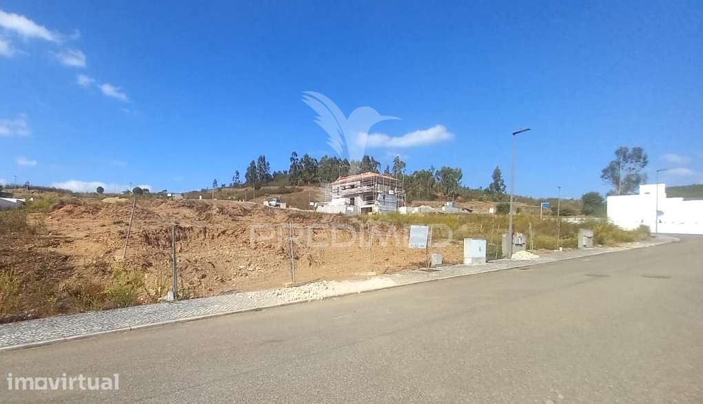 Moradia V4, em construção com piscina, Constância. - Grande imagem: 4/14