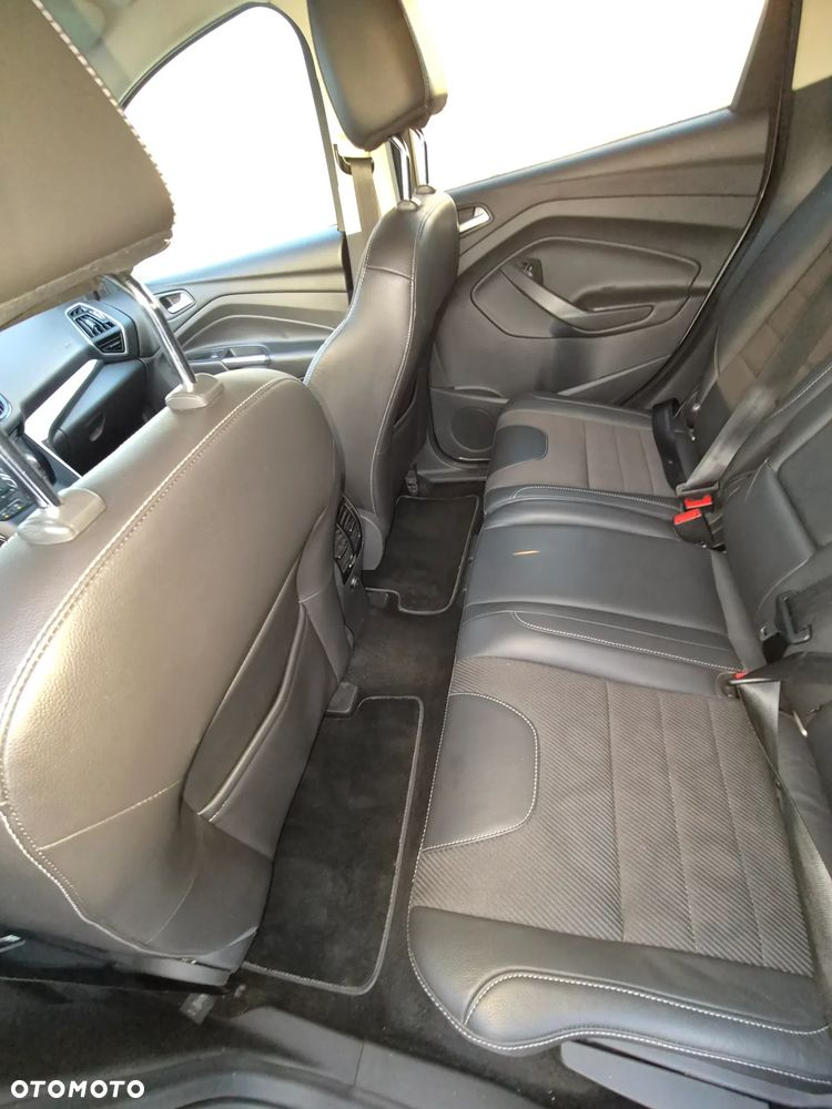 Ford Kuga - 15