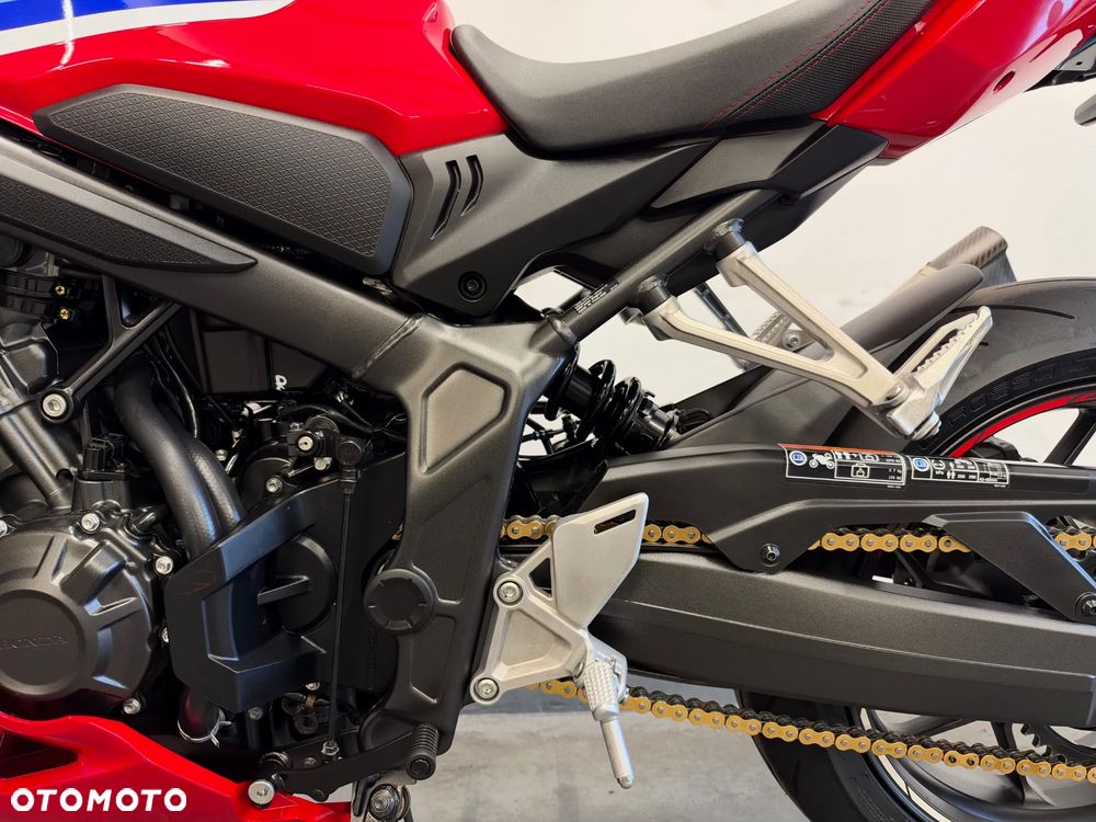 Honda CBR - 28