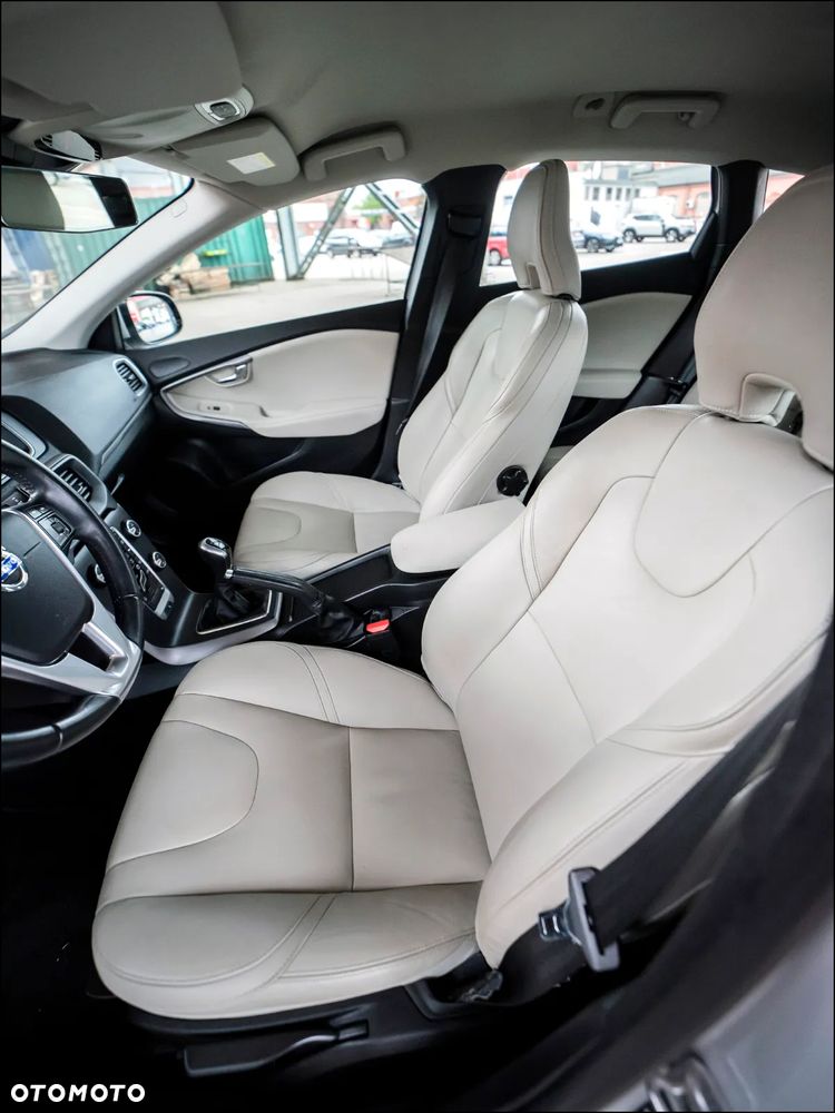 Volvo V40 - 31