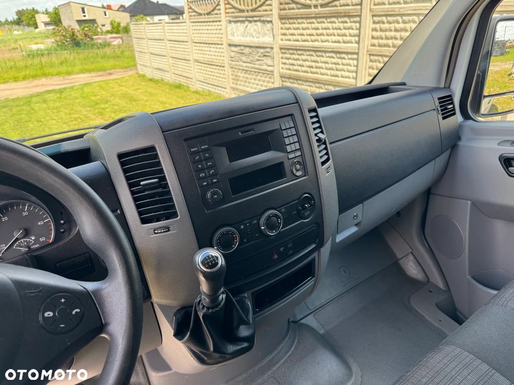 Mercedes-Benz SPRINTER - 6