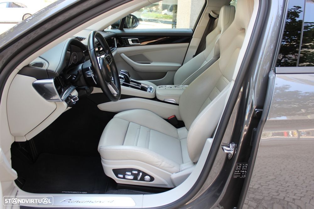Porsche Panamera Sport Turismo 4 - 19