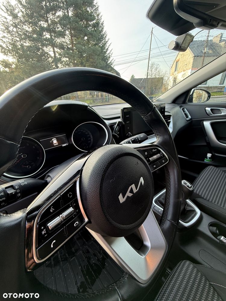 Kia XCeed 1.5 T-GDI M - 29