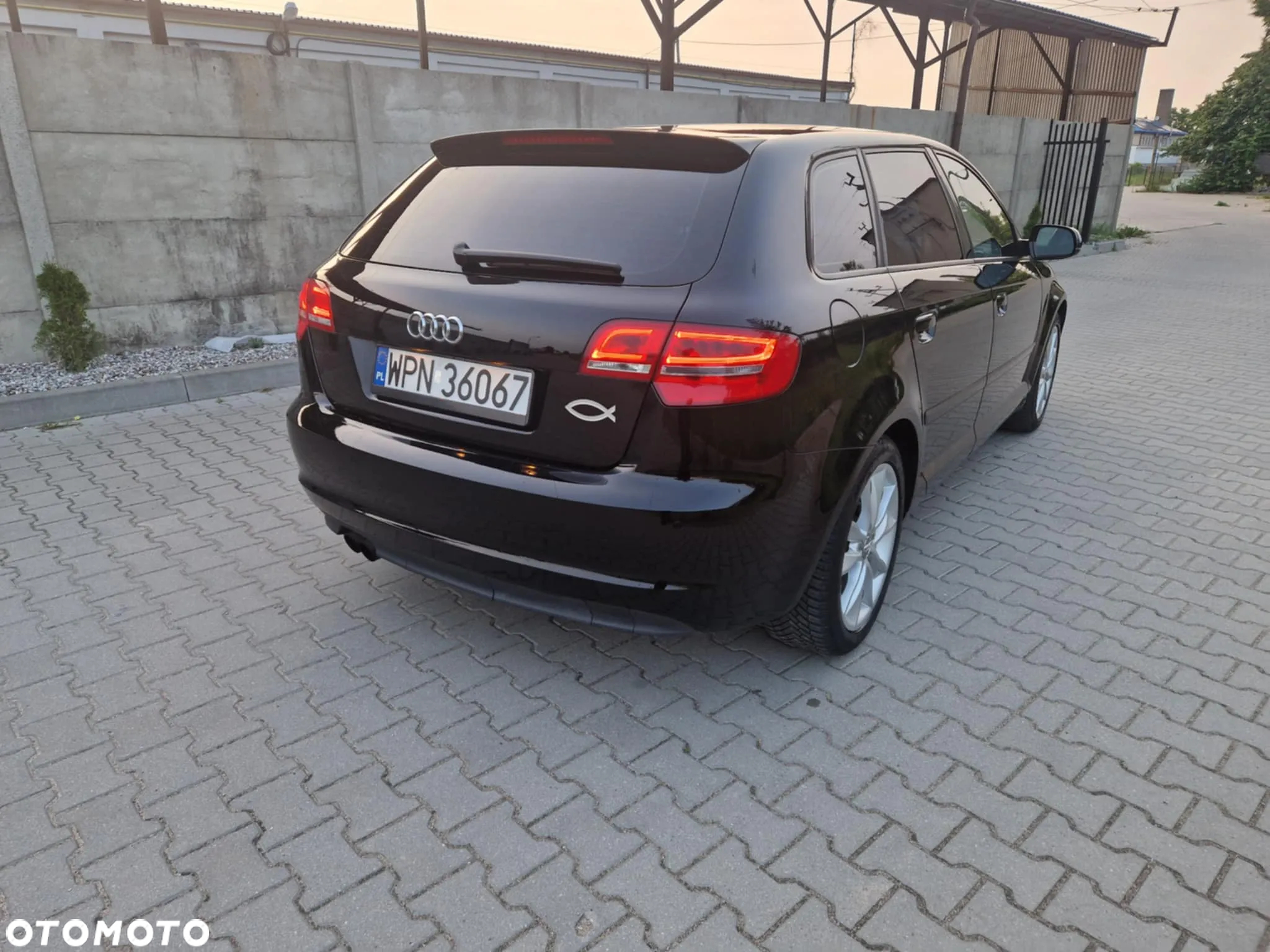 Audi A3 1.8 TFSI Sportback Attraction - 4