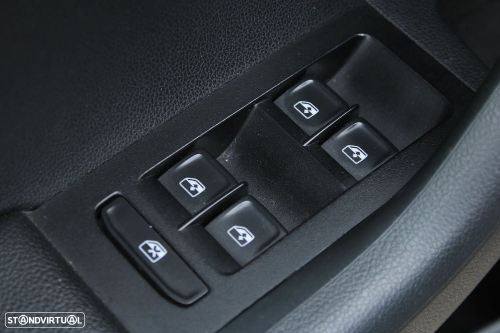 Skoda Octavia Break 1.6 TDi Ambition DSG - 27