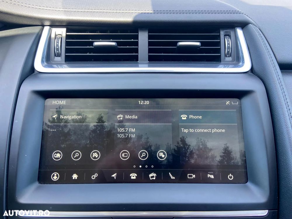 Jaguar E-Pace D150 AWD SE - 41
