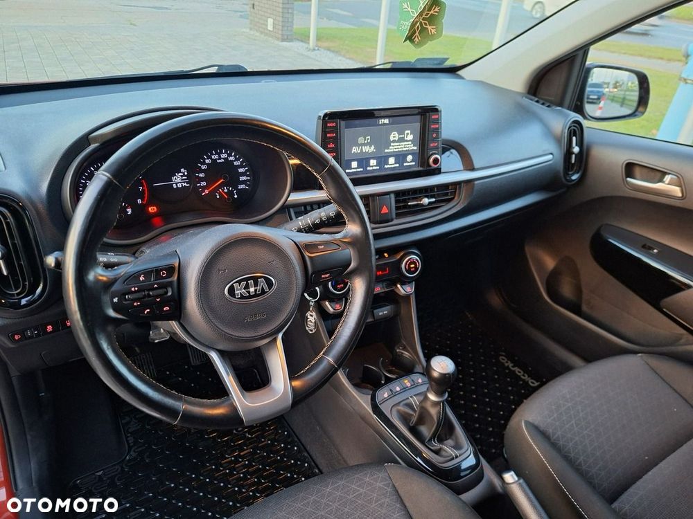 Kia Picanto 1.0 L - 12