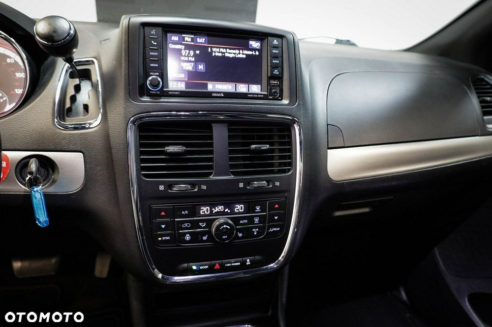 Dodge Grand Caravan - 18