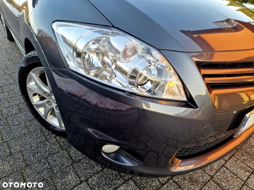 Toyota Auris 1.6 Premium - 34