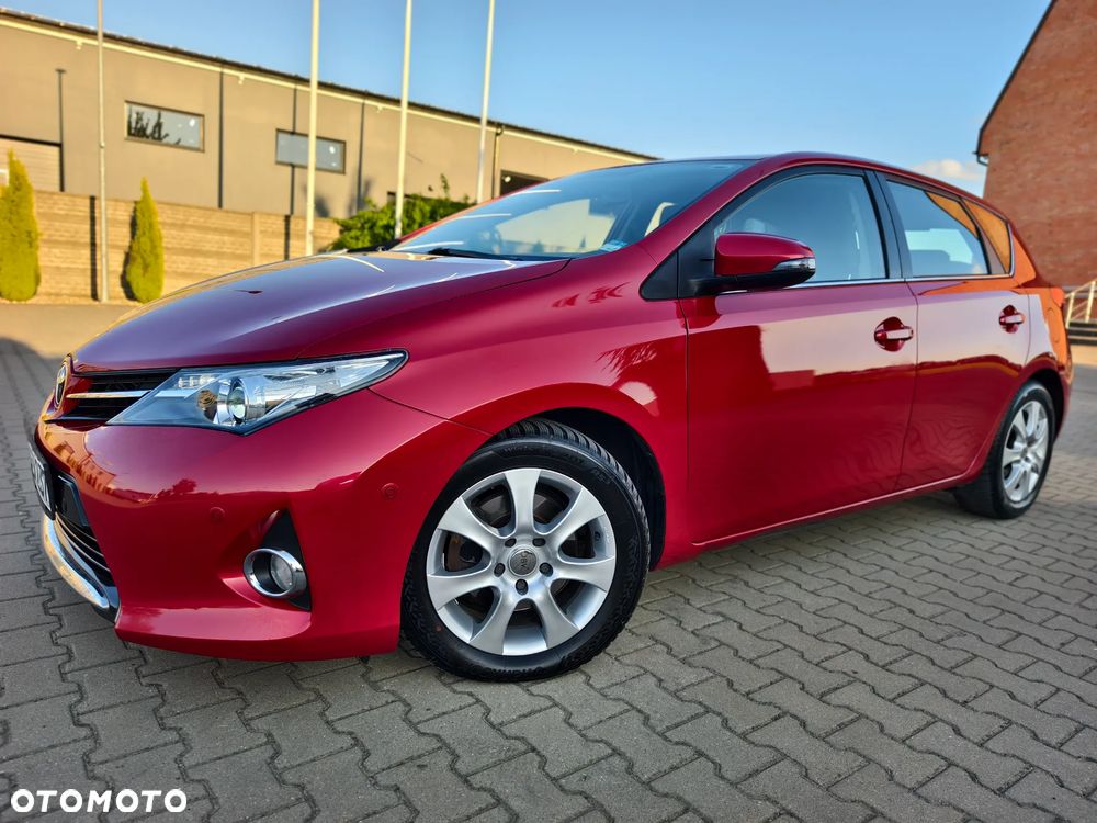 Toyota Auris 2.0 D-4D Executive - 35
