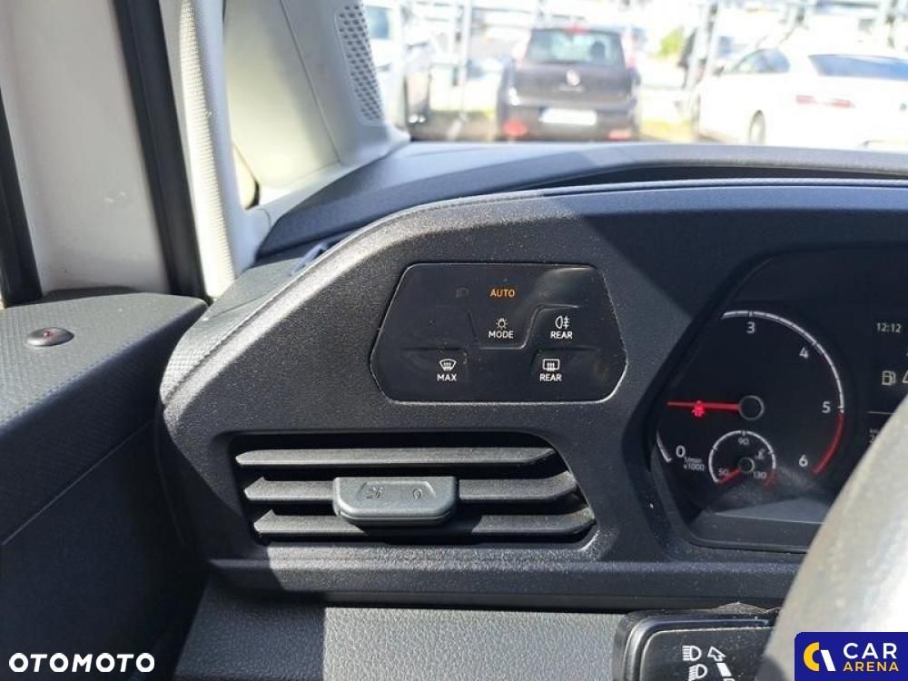 Volkswagen Caddy - 11