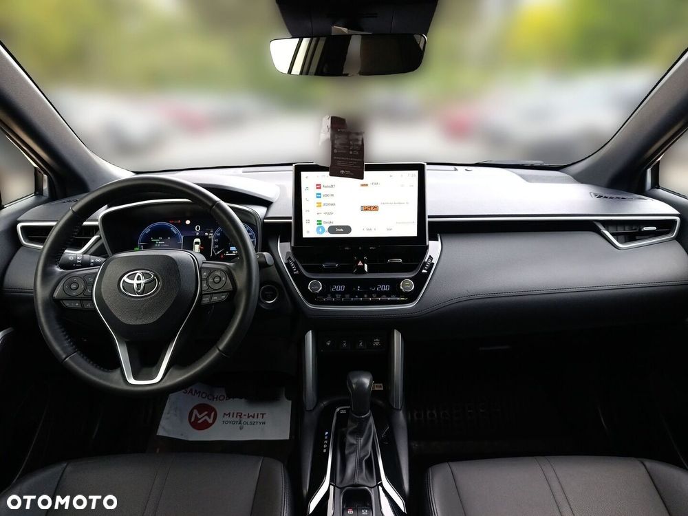 Toyota Corolla Cross 2.0 Hybrid Executive - 12