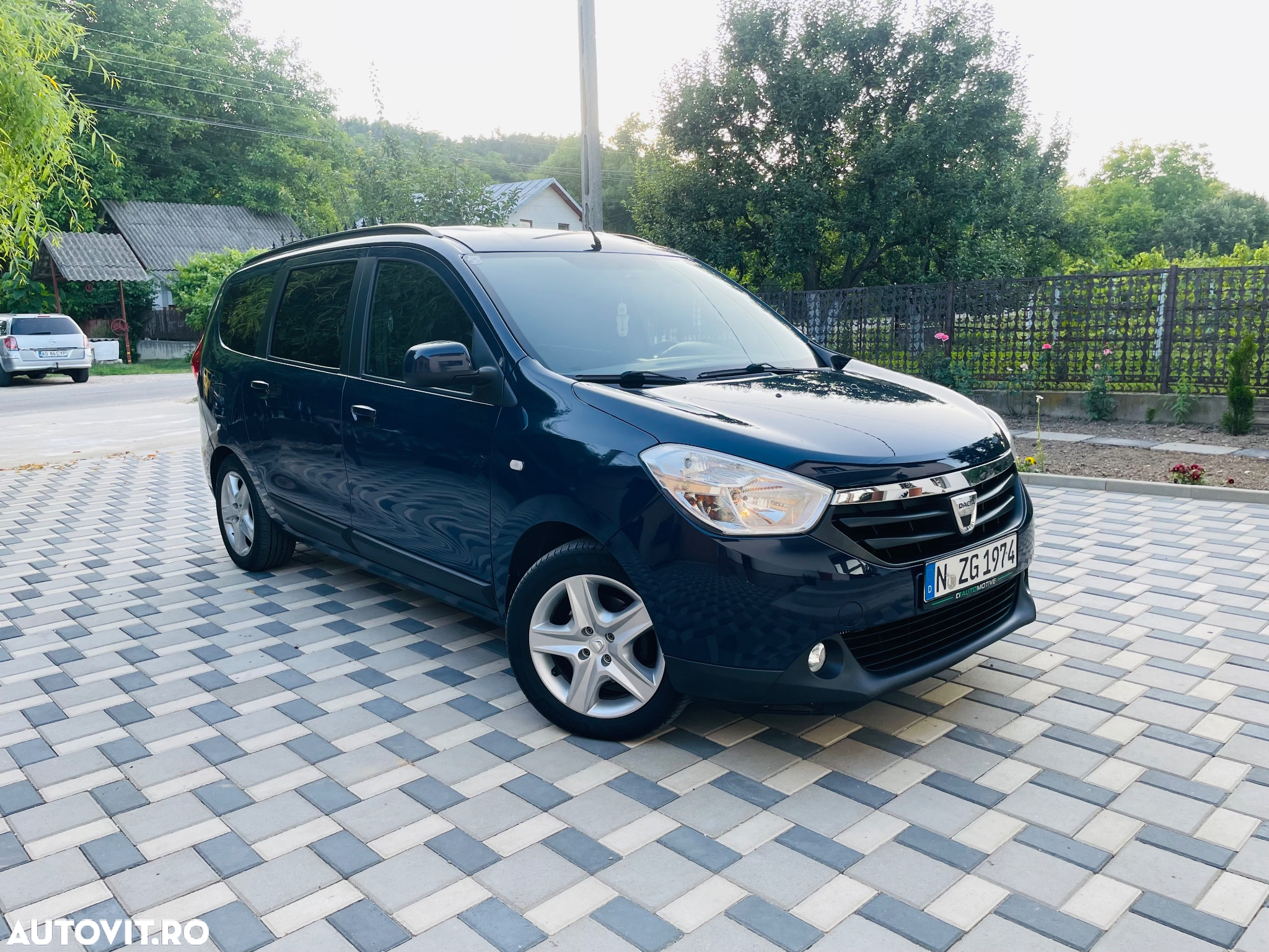 Dacia Lodgy - 2