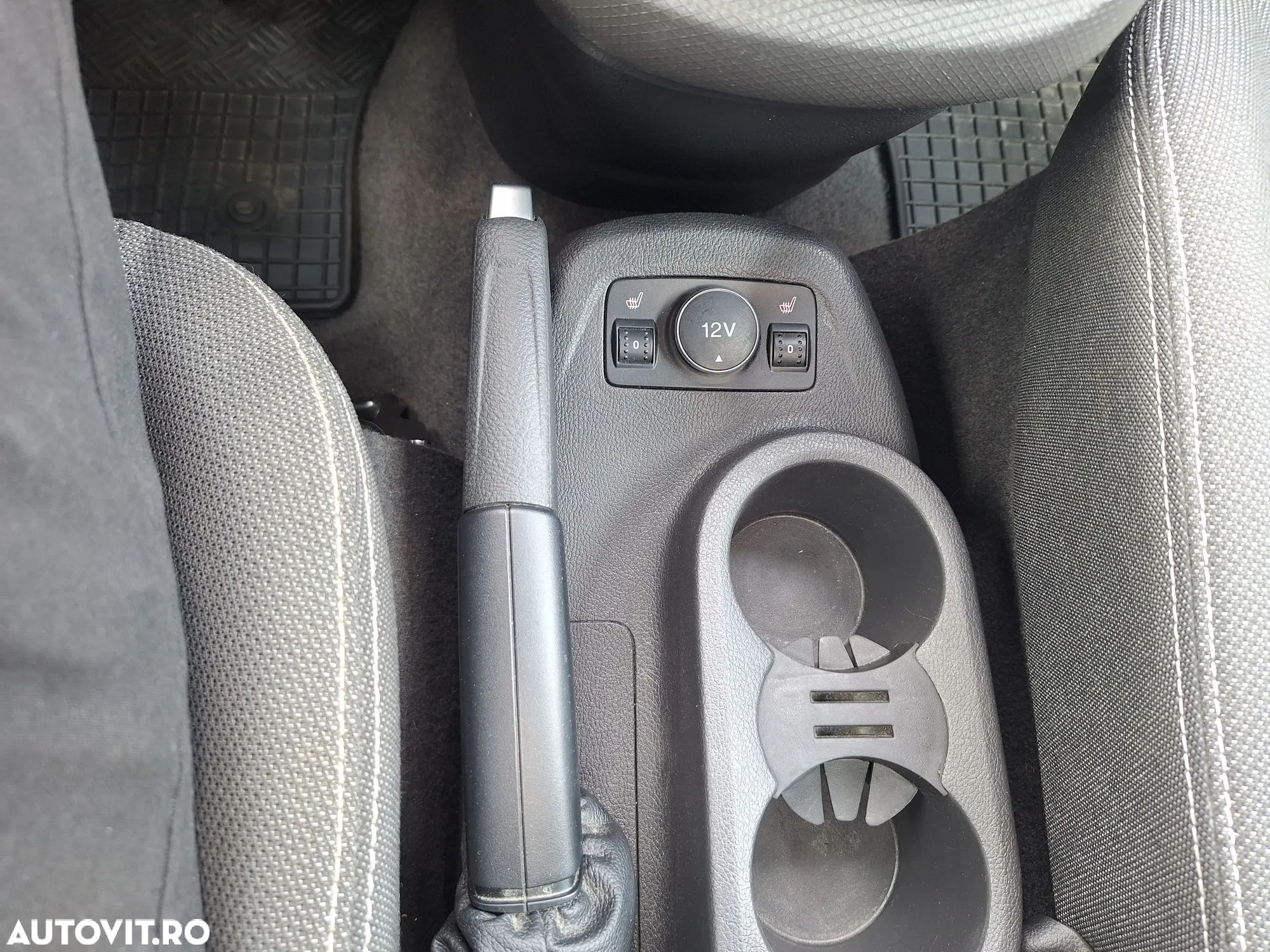 Ford Tourneo Connect - 18