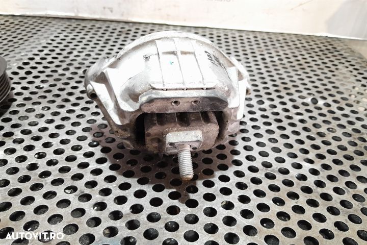 Suport motor stanga 13981112 13981112 BMW Seria 1 E87 [2004 - 2007] H - 2