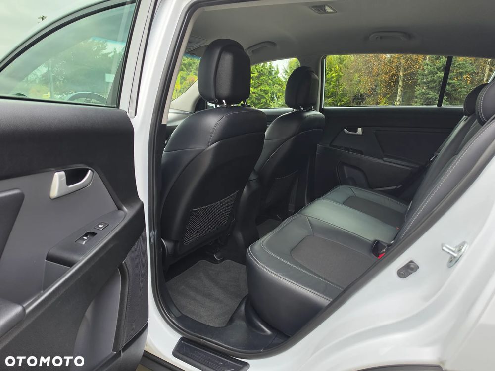Kia Sportage 2.0 CVVT 4WD Fifa World Cup Edition - 30