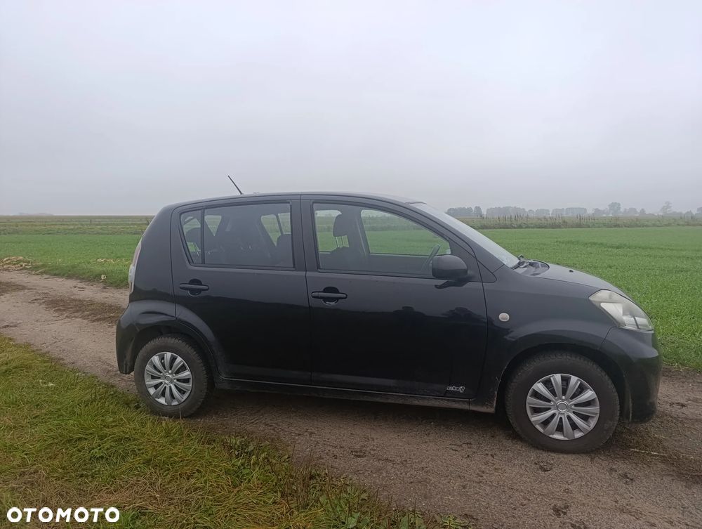 Subaru Justy - 4