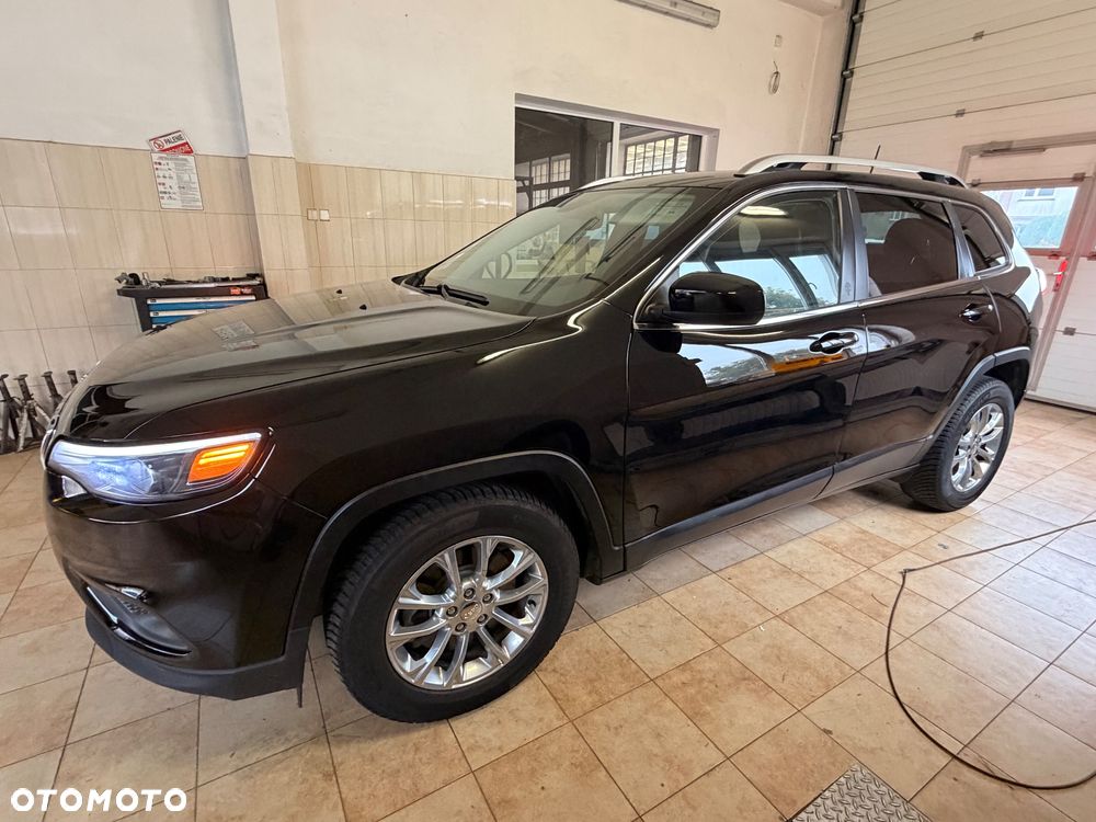 Jeep Cherokee - 14