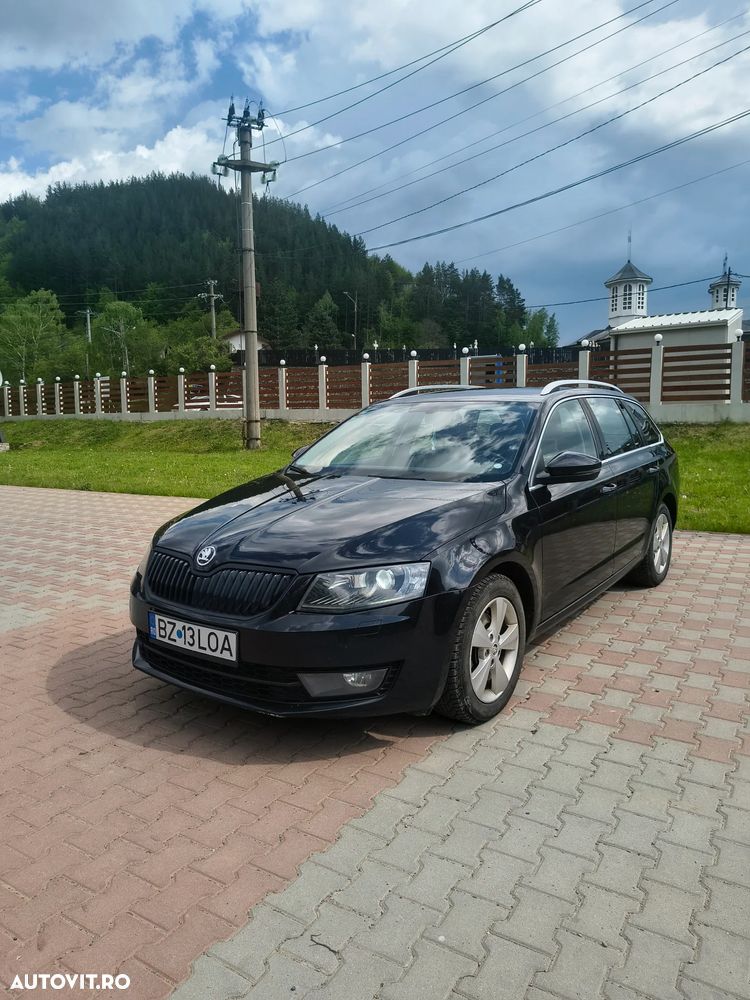 Skoda Octavia 2.0 TDI DSG Ambition - 1