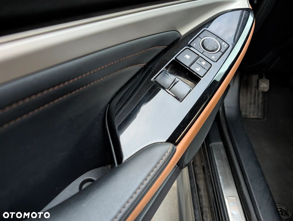 Lexus RC 200t / 300 Elegance - 20