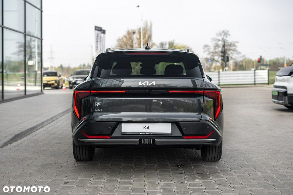 Kia K4 - 5