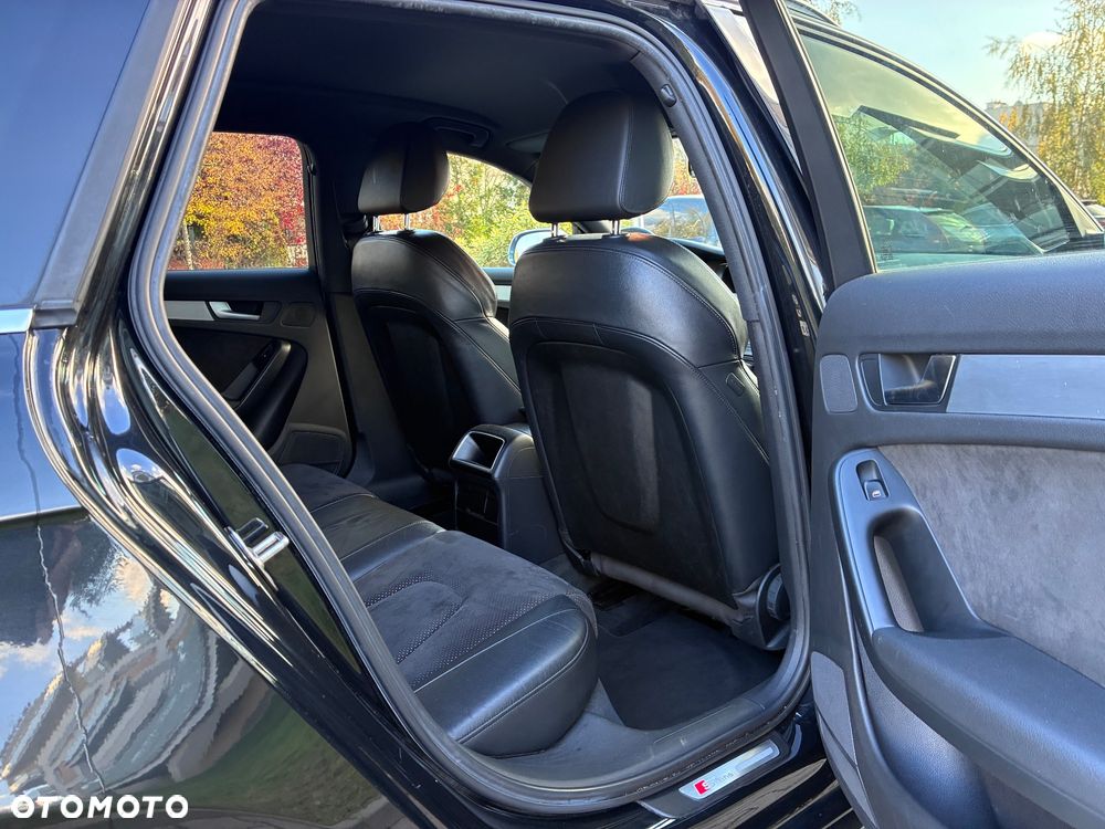 Audi A4 Avant 2.0 TDI DPF S line Sportpaket - 12