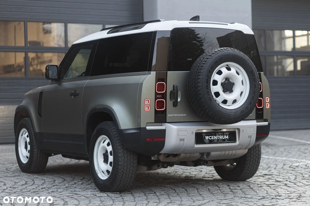 Land Rover Defender 3.0 D200 mHEV - 9