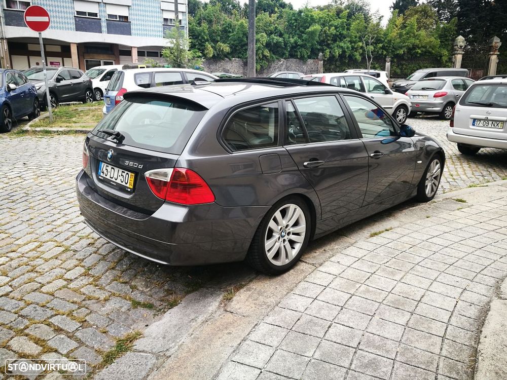BMW 320 dA Dynamic - 4