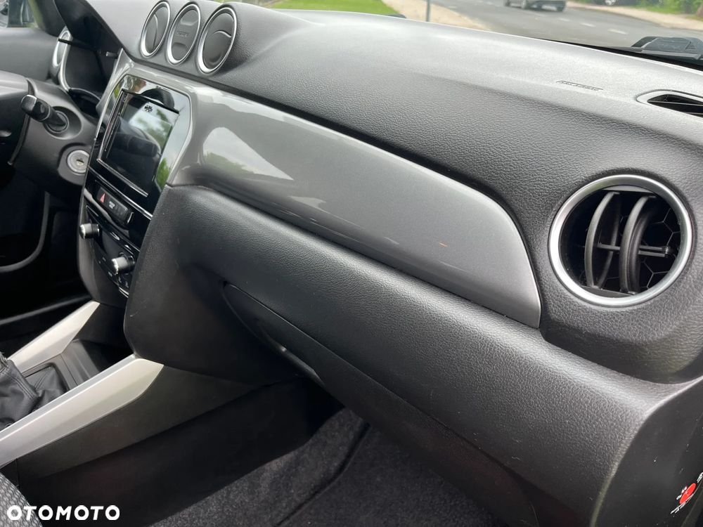 Suzuki Vitara - 21