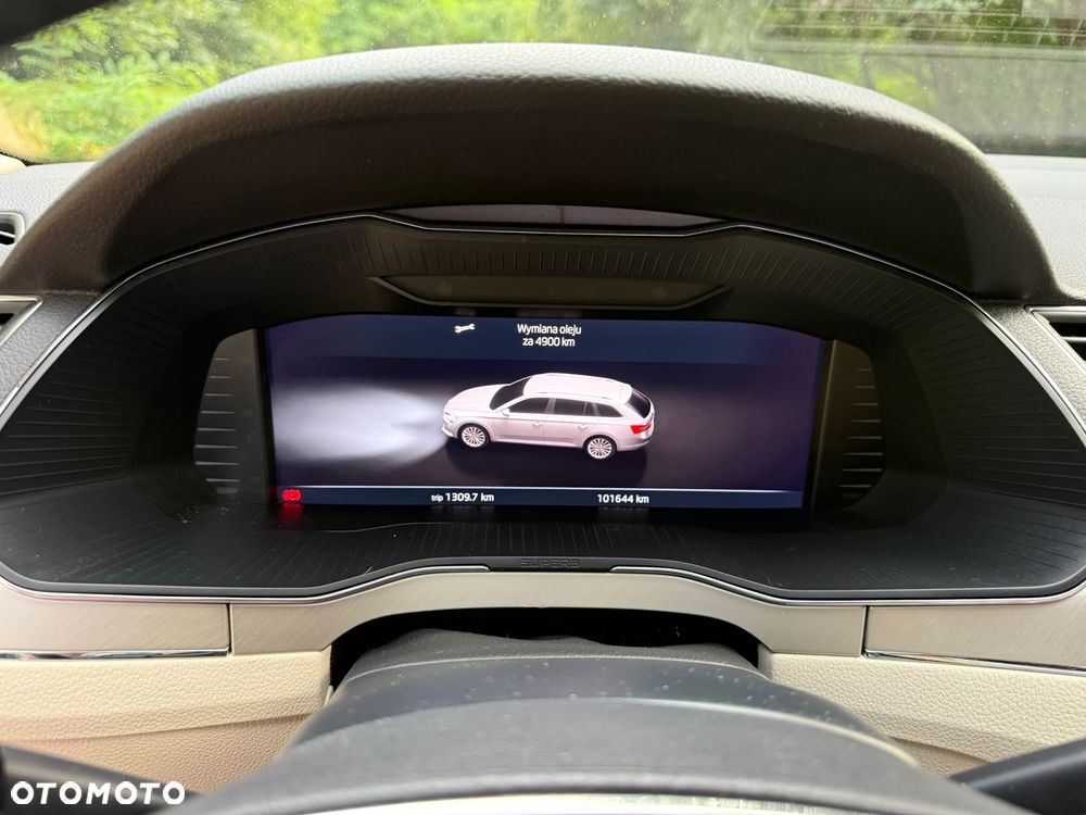 Skoda Superb 2.0 TDI SCR L&K DSG - 8