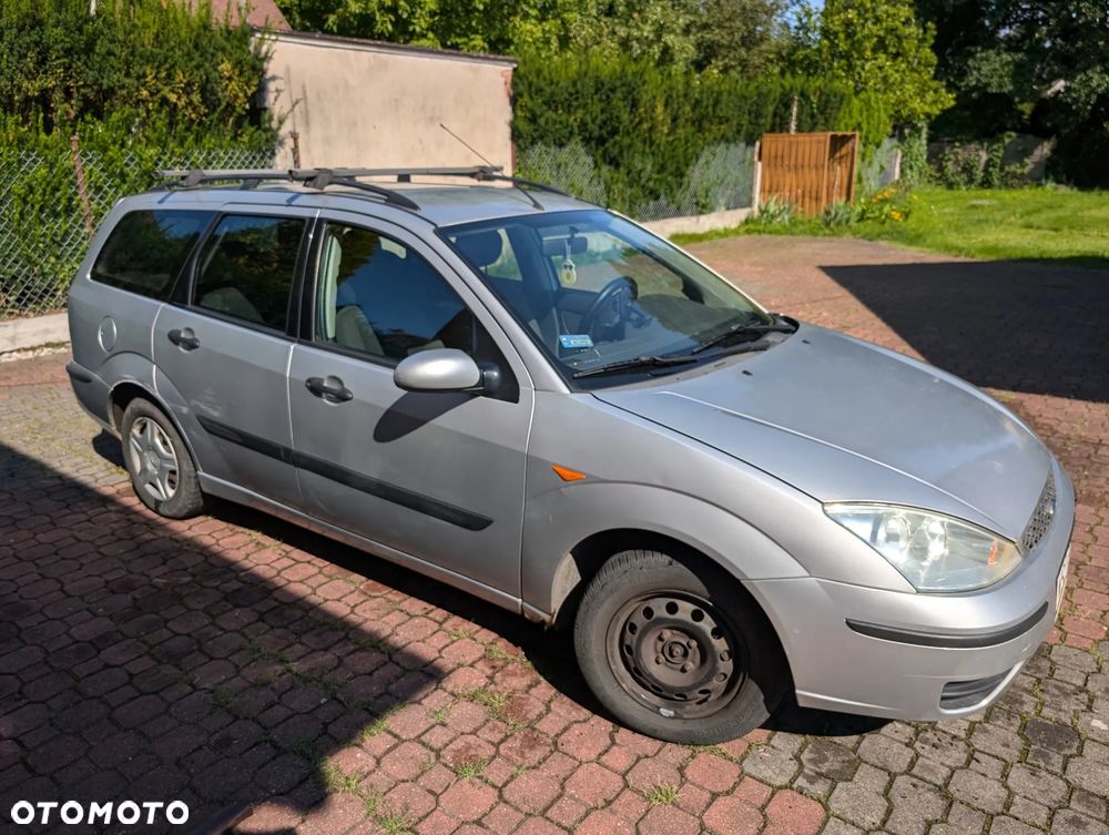 Ford Focus 1.8 Di Ambiente - 5