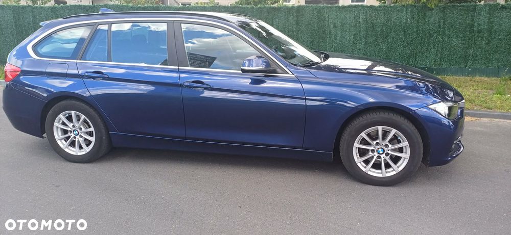 BMW Seria 3 318d xDrive - 3