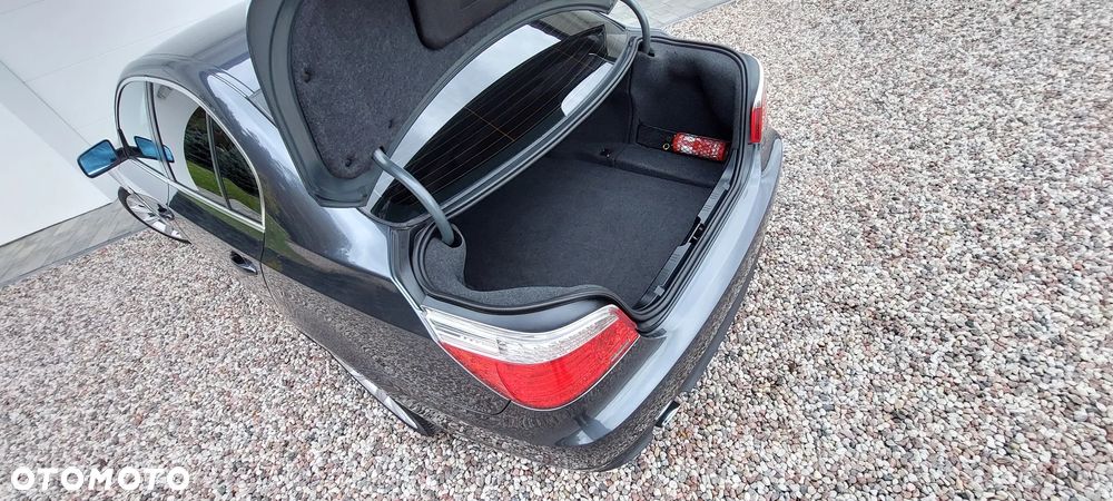 BMW Seria 5 520d Edition Fleet Sport - 23