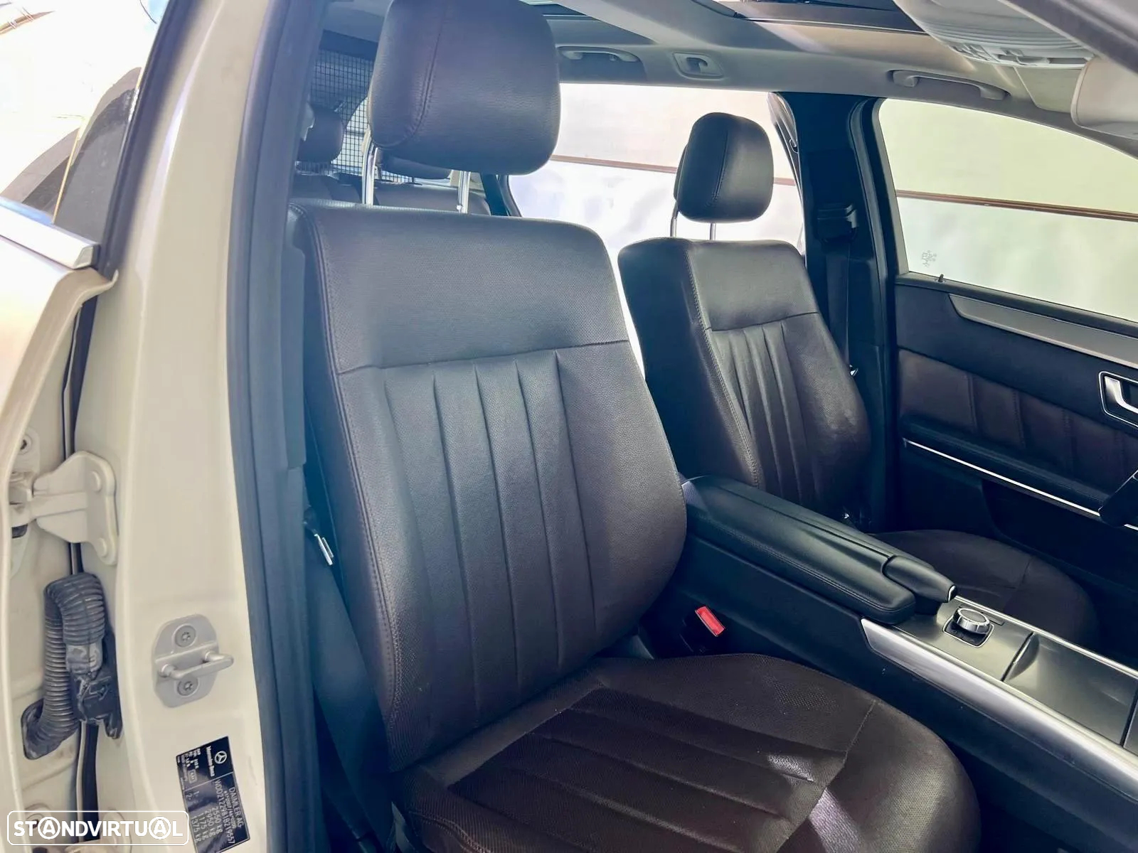 Mercedes-Benz E 300 - 22