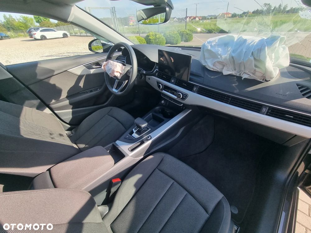 Audi A4 Avant 35 TDI S tronic - 12