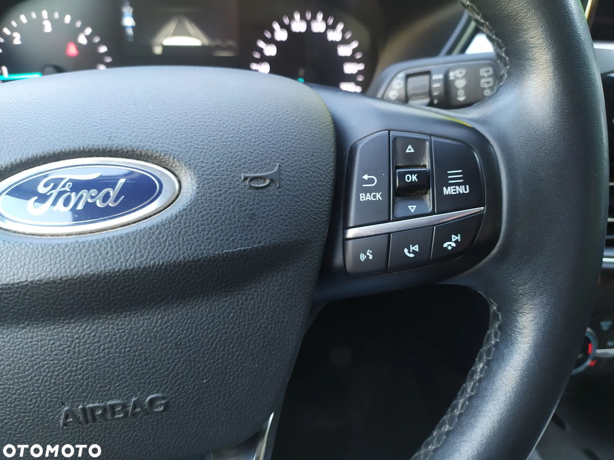 Ford Kuga 2.0 EcoBlue Hybrid TITANIUM X - 34