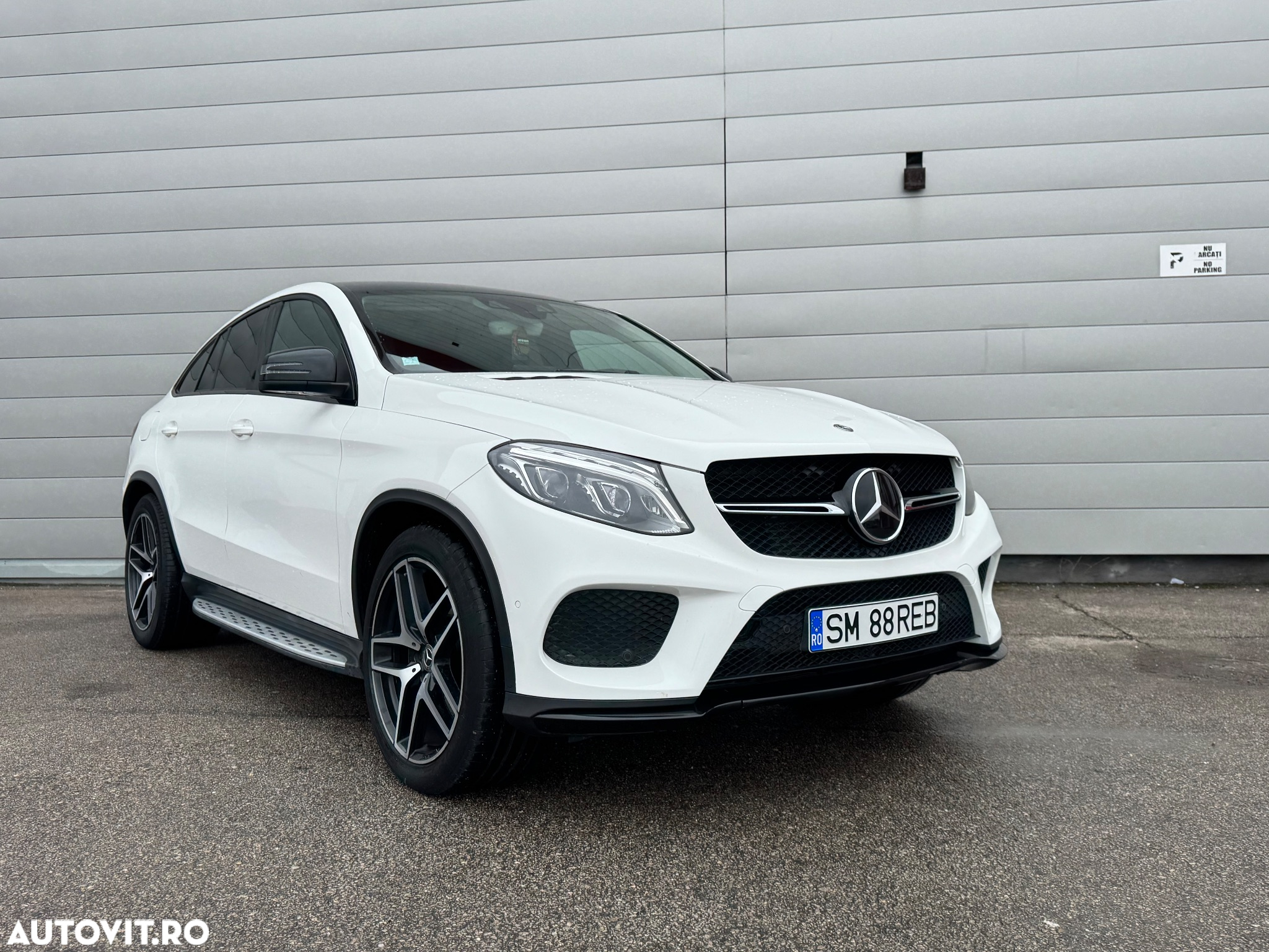 Mercedes-Benz GLE 350 d 4MATIC - 37