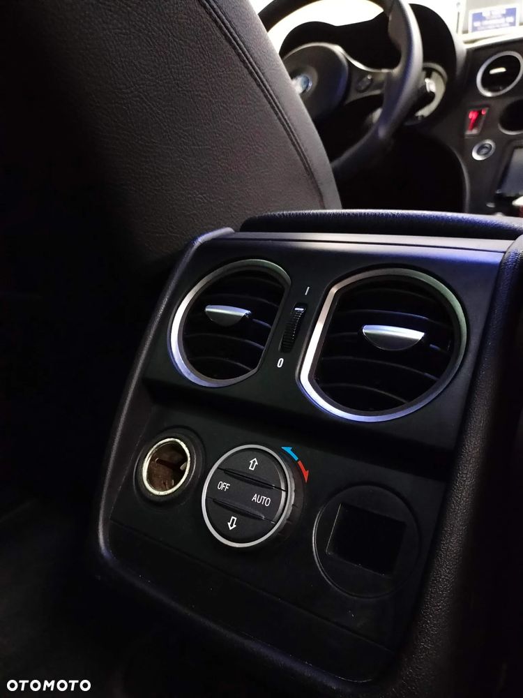 Alfa Romeo 159 2.4JTDM ti - 11