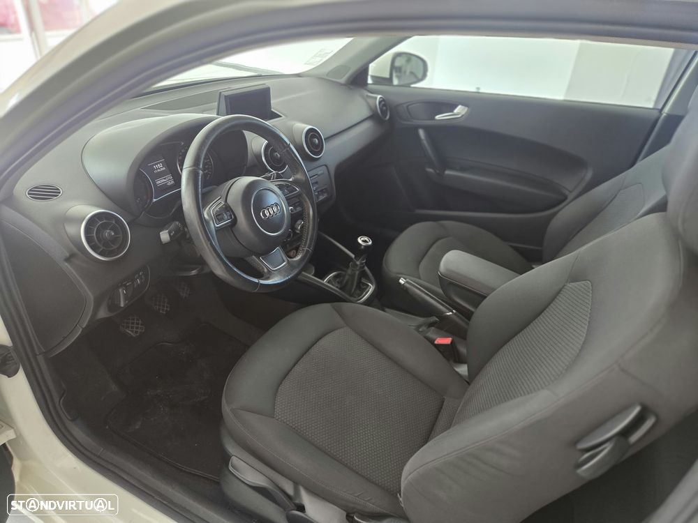 Audi A1 1.6 TDI Ambition - 11