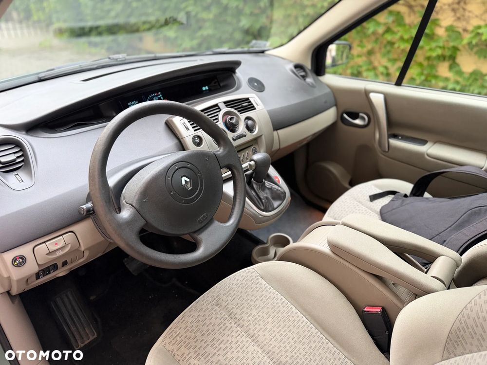 Renault Scenic 1.6 16V EXpression - 14