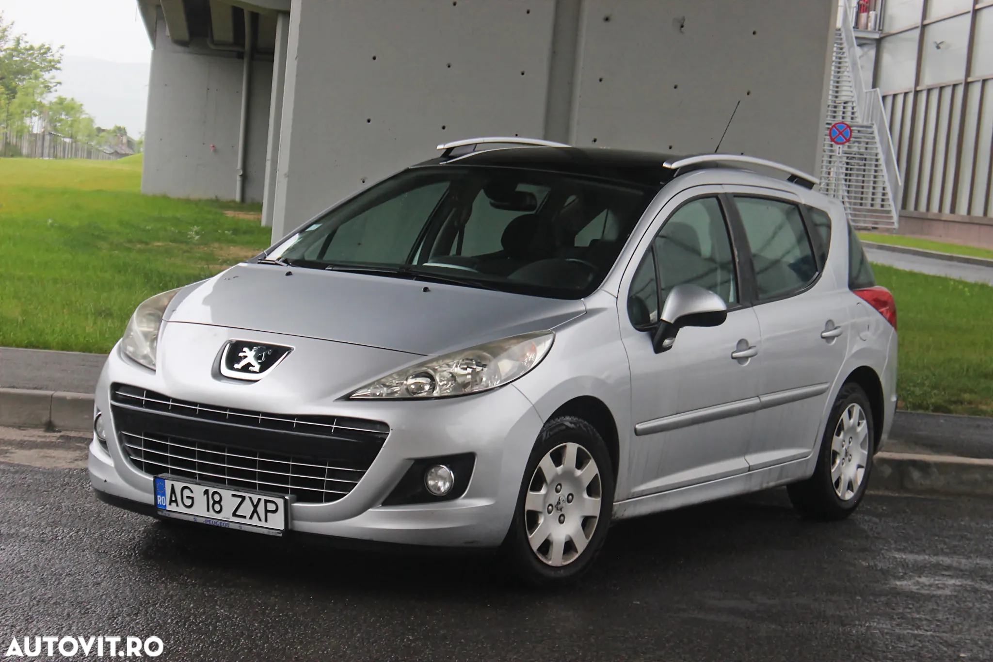 Peugeot 207 SW 1.6 HDI FAP Active - 10