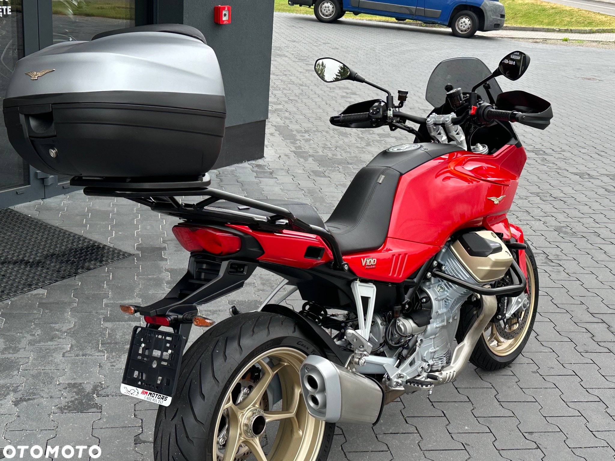 Moto Guzzi V100 Mandello - 5