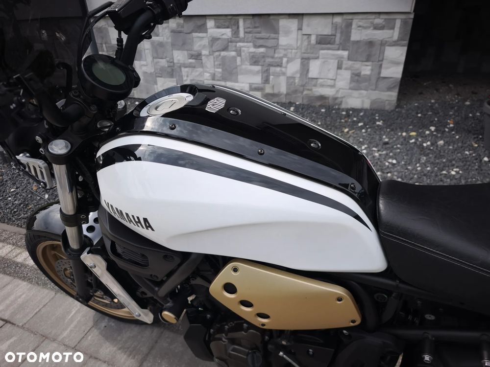 Yamaha XSR - 10