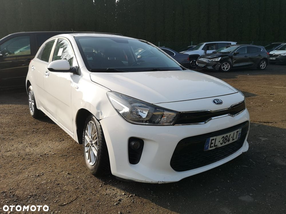 Kia Rio 1.4 crdi Business Line - 12