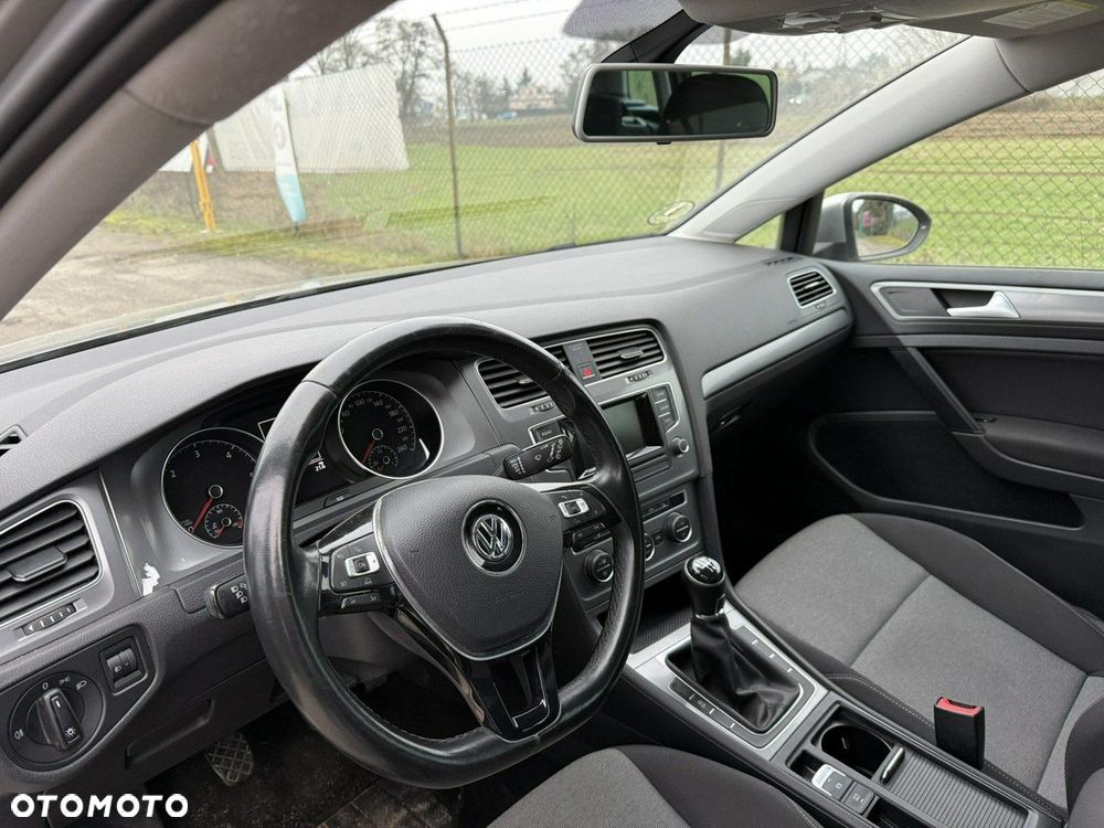 Volkswagen Golf 1.6 TDI BlueMotion Technology Trendline - 8