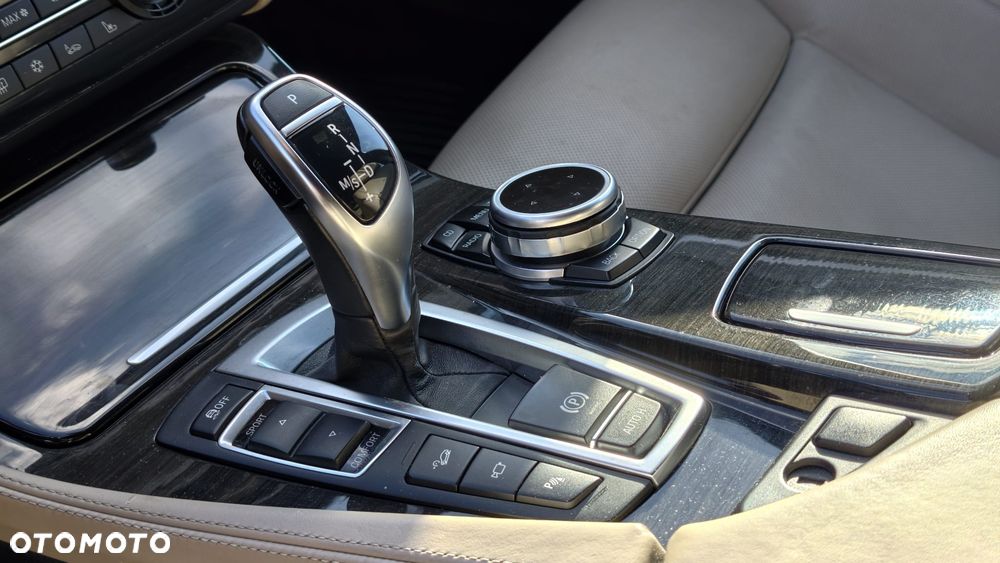 BMW Seria 5 - 21