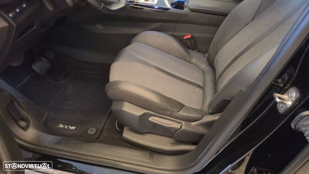 Peugeot 3008 1.5 BlueHDi Allure EAT8 - 40